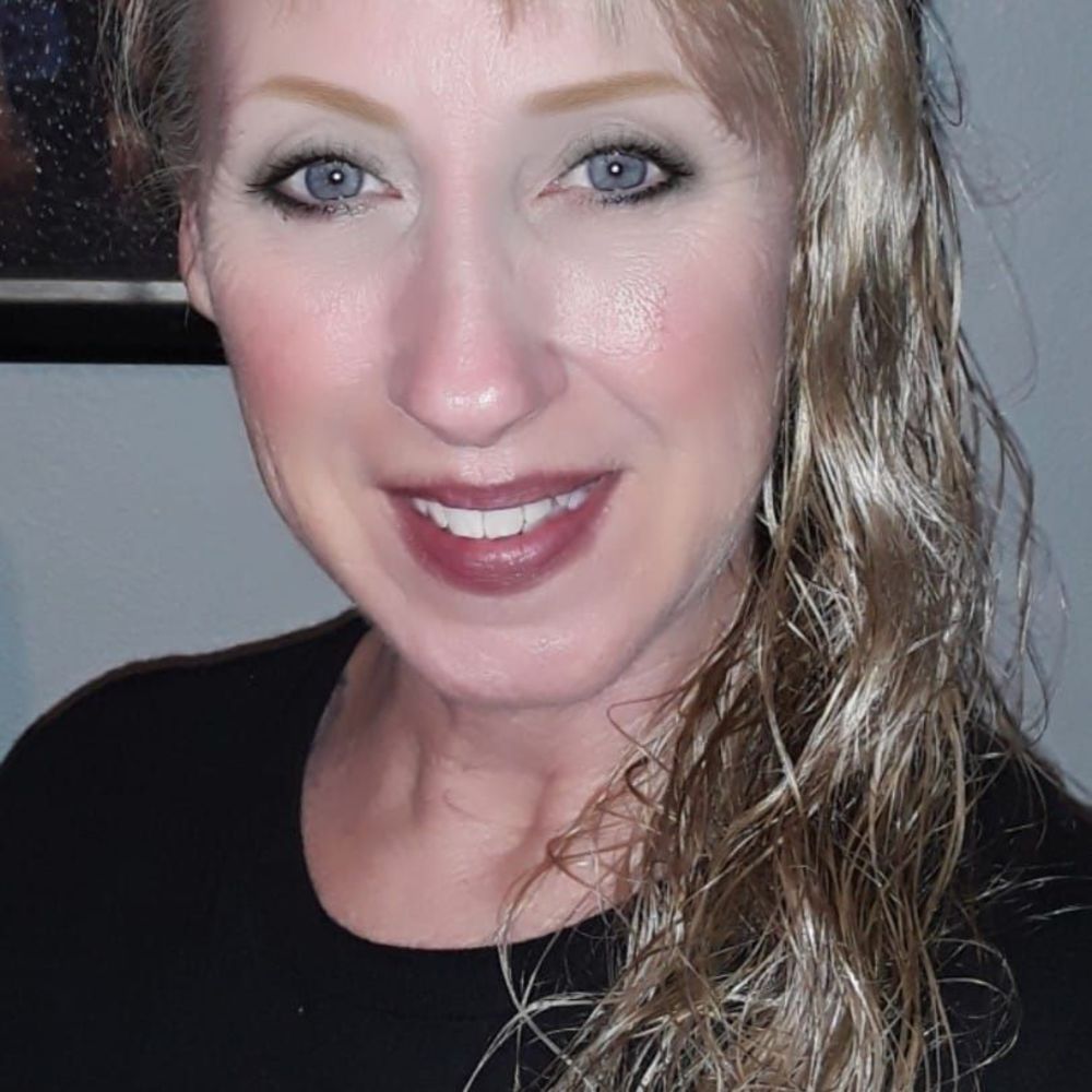 Meet your Posher, Carla
